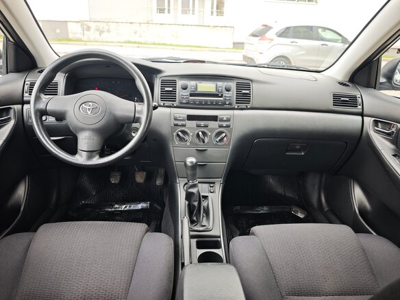 2005 Toyota Corolla IX (E120, E130) Рестайлинг, серебристый, 1090000 рублей - вид 9