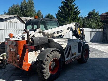 2013 Bobcat T2250, 3600000 рублей, вид 2