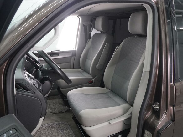 2015 Volkswagen Multivan T6, коричневый, 2859000 рублей - вид 9