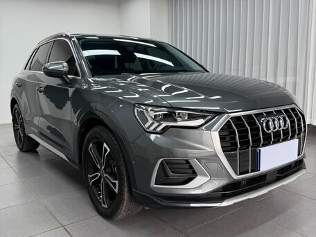 2022 Audi Q3 35 TFSI II (F3), серый, 2672000 рублей, вид 3