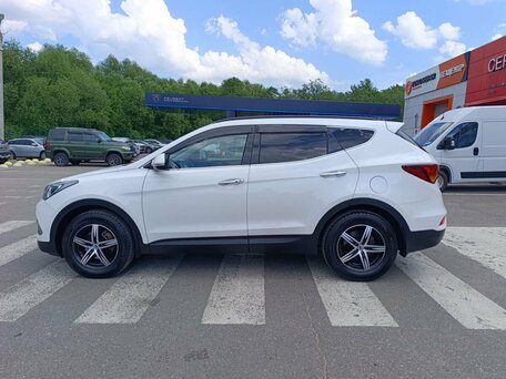 2016 Hyundai Santa Fe III Рестайлинг, белый, 1880000 рублей, вид 4