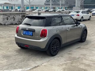 2020 Mini Hatch Cooper III (F55/F56) Рестайлинг, серый, 2050000 рублей, вид 5
