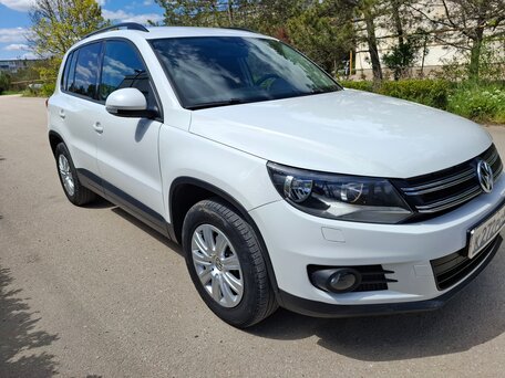 2012 Volkswagen Tiguan I Рестайлинг, белый, 1250000 рублей, вид 3