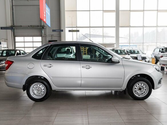 2026 Lada (ВАЗ) Granta I Рестайлинг, серебристый - вид 7