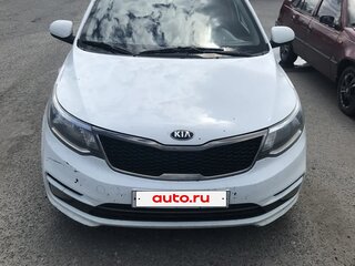 2015 Kia Rio III, белый, 670000 рублей, вид 1