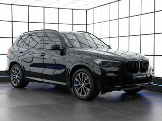 2021 BMW X5 40i IV (G05/G18), чёрный, 6579000 рублей, вид 3