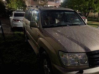 2003 Toyota Land Cruiser 100 Series Рестайлинг 1, золотистый, 1480000 рублей, вид 1