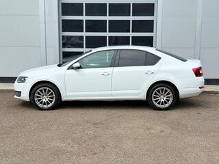 2016 Skoda Octavia III (A7), белый, 1084000 рублей, вид 2