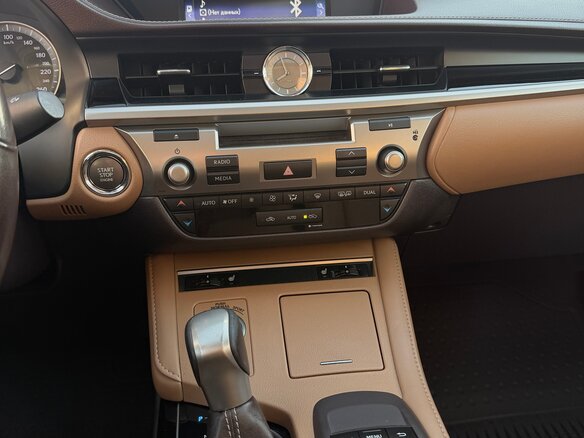 2015 Lexus ES 200 VI Рестайлинг, чёрный, 2300000 рублей - вид 7