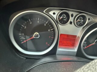 2008 Ford Focus II Рестайлинг, чёрный, 600000 рублей, вид 5