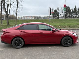 2023 Hyundai Elantra VII (CN7), красный, 1500000 рублей, вид 4