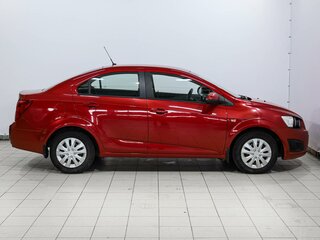 2012 Chevrolet Aveo II, красный, 619000 рублей, вид 5
