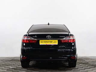 2015 Toyota Camry VII (XV50) Рестайлинг, чёрный, 2099000 рублей, вид 5