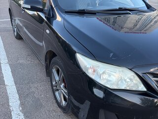 2010 Toyota Corolla X (E140, E150) Рестайлинг, чёрный, 360000 рублей, вид 1