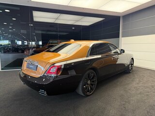 2021 Rolls-Royce Ghost Extended II (Series I), фиолетовый, 28000000 рублей, вид 2