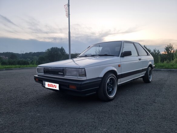 1986 Nissan Sunny N13, белый, 700000 рублей - вид 1