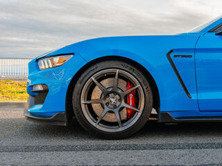 2016 Ford Mustang Shelby GT350 VI, голубой, 7500000 рублей, вид 3