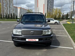 2004 Toyota Land Cruiser 100 Series Рестайлинг 1, серый, 2480000 рублей, вид 2