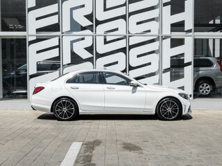 2020 Mercedes-Benz C-Класс 300 IV (W205) Рестайлинг, белый, 3300000 рублей, вид 5
