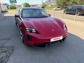 2020 Porsche Taycan Turbo I, красный, 9200000 рублей, вид 2