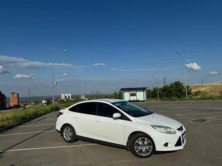 2012 Ford Focus III, белый, 640000 рублей, вид 4