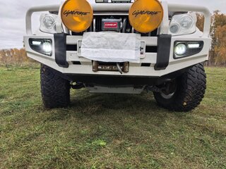 2010 Toyota Land Cruiser Prado 150 Series, белый, 4500000 рублей, вид 3