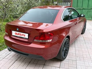 2008 BMW 1 серии 125i I (E81/E82/E87/E88) Рестайлинг, пурпурный, 2000000 рублей, вид 3