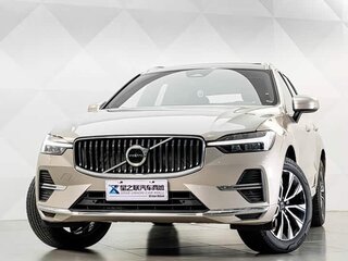 2025 Volvo XC60 II Рестайлинг, серебристый, 5120000 рублей, вид 1