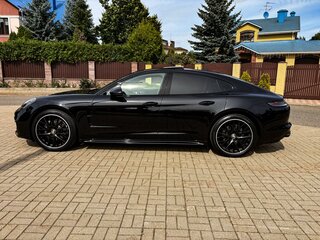 2022 Porsche Panamera 4 II Рестайлинг, чёрный, 8890000 рублей, вид 3