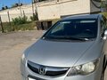 2009 Honda Civic Hybrid VIII Рестайлинг, серебристый, 675000 рублей - вид 2