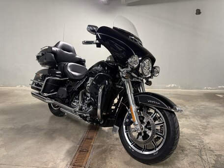 2013 Harley-Davidson Electra Glide, чёрный, 1600000 рублей, вид 2