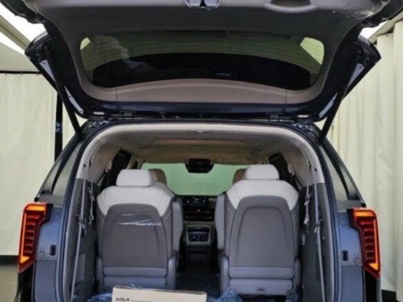 2026 Kia Carnival IV Рестайлинг, чёрный - вид 12