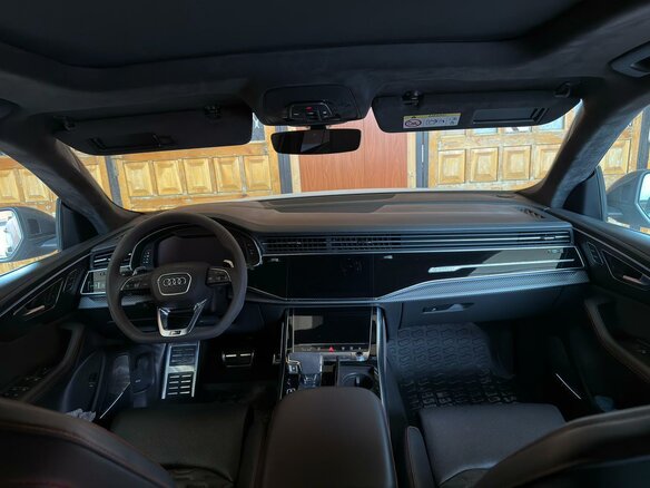 2020 Audi RS Q8 I, белый, 13450000 рублей - вид 6