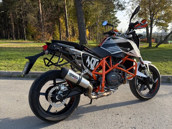 2012 KTM 690 Duke, белый, 425000 рублей - вид 12
