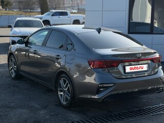 2020 Kia Cerato IV, серый, 2050000 рублей, вид 4