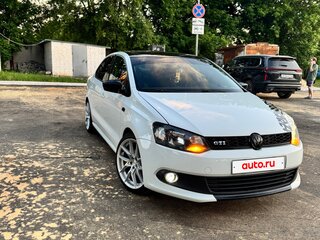 2015 Volkswagen Polo V, белый, 1090000 рублей, вид 4