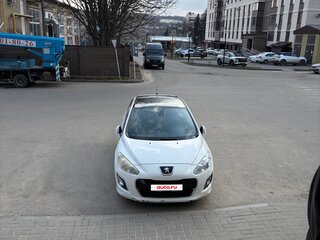 2011 Peugeot 308 I Рестайлинг, белый, 650000 рублей, вид 5
