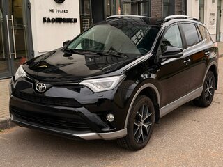 2017 Toyota RAV4 IV (XA40) Рестайлинг, чёрный, 2600000 рублей, вид 1