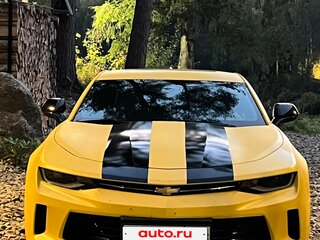 2016 Chevrolet Camaro VI, жёлтый, 2650000 рублей, вид 2