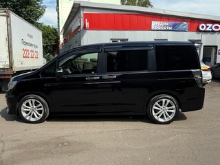 2013 Honda Stepwgn Spada IV Рестайлинг, чёрный, 1720000 рублей, вид 5
