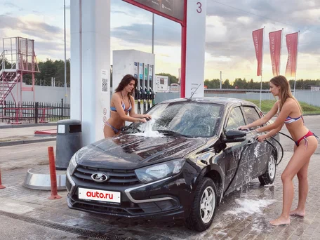 2021 Lada (ВАЗ) Granta I Рестайлинг, чёрный, 650000 рублей, вид 1