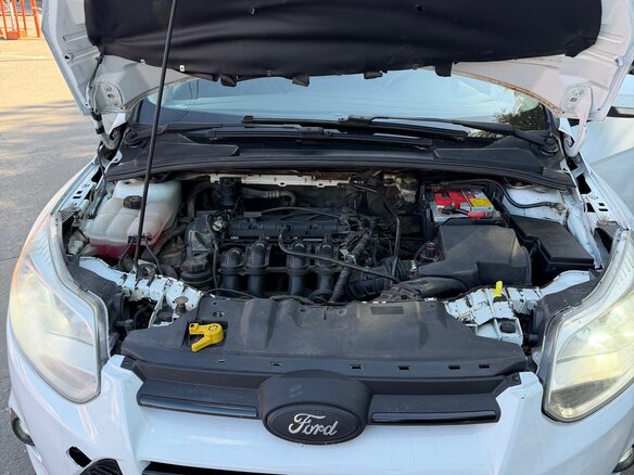 2013 Ford Focus III, белый, 455000 рублей - вид 1