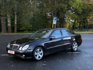 2002 Mercedes-Benz E-Класс 320 III (W211, S211), чёрный, 750000 рублей, вид 2