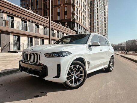 2025 BMW X5 40i IV (G05/G18) Рестайлинг, белый, 11940000 рублей, вид 1