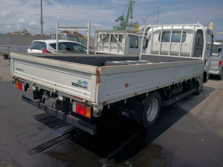 2018 Isuzu Elf (N-series), белый, 3400000 рублей, вид 5