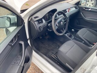 2018 Skoda Rapid I Рестайлинг, белый, 843000 рублей, вид 5