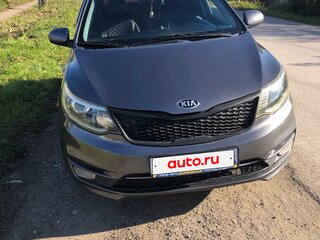 2017 Kia Rio III Рестайлинг, серый, 705000 рублей, вид 2