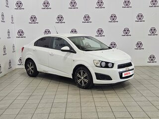 2012 Chevrolet Aveo II, белый, 533000 рублей, вид 3