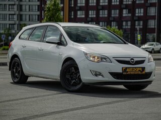 2011 Opel Astra J, белый, 569000 рублей, вид 1
