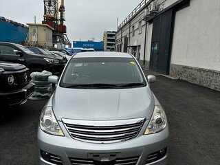 2012 Nissan Tiida I Рестайлинг, серебристый, 970000 рублей, вид 2